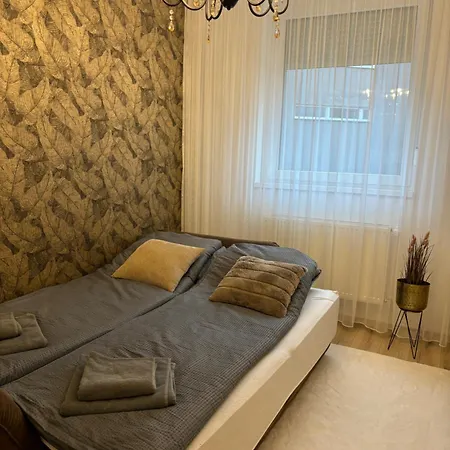 Lux-city Apartment *